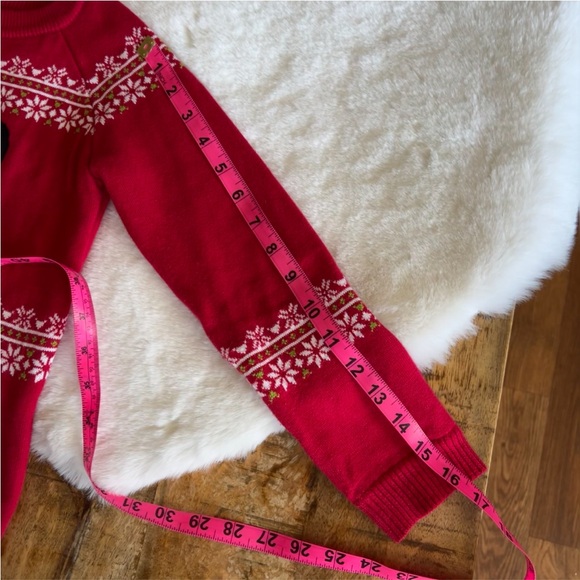 Disney Store Minnie Mouse Christmas Holiday Red Sweater Size 5/6 - Picture 4 of 15